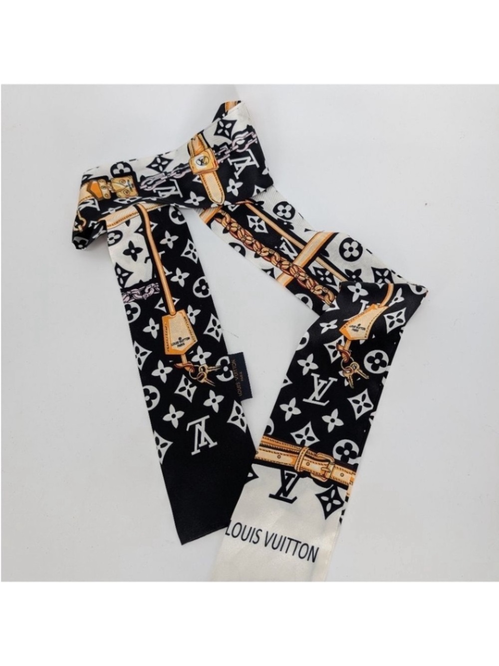 Louis Vuitton Black White & Gold Monogram Silk Twilly - Picture 3 of 3